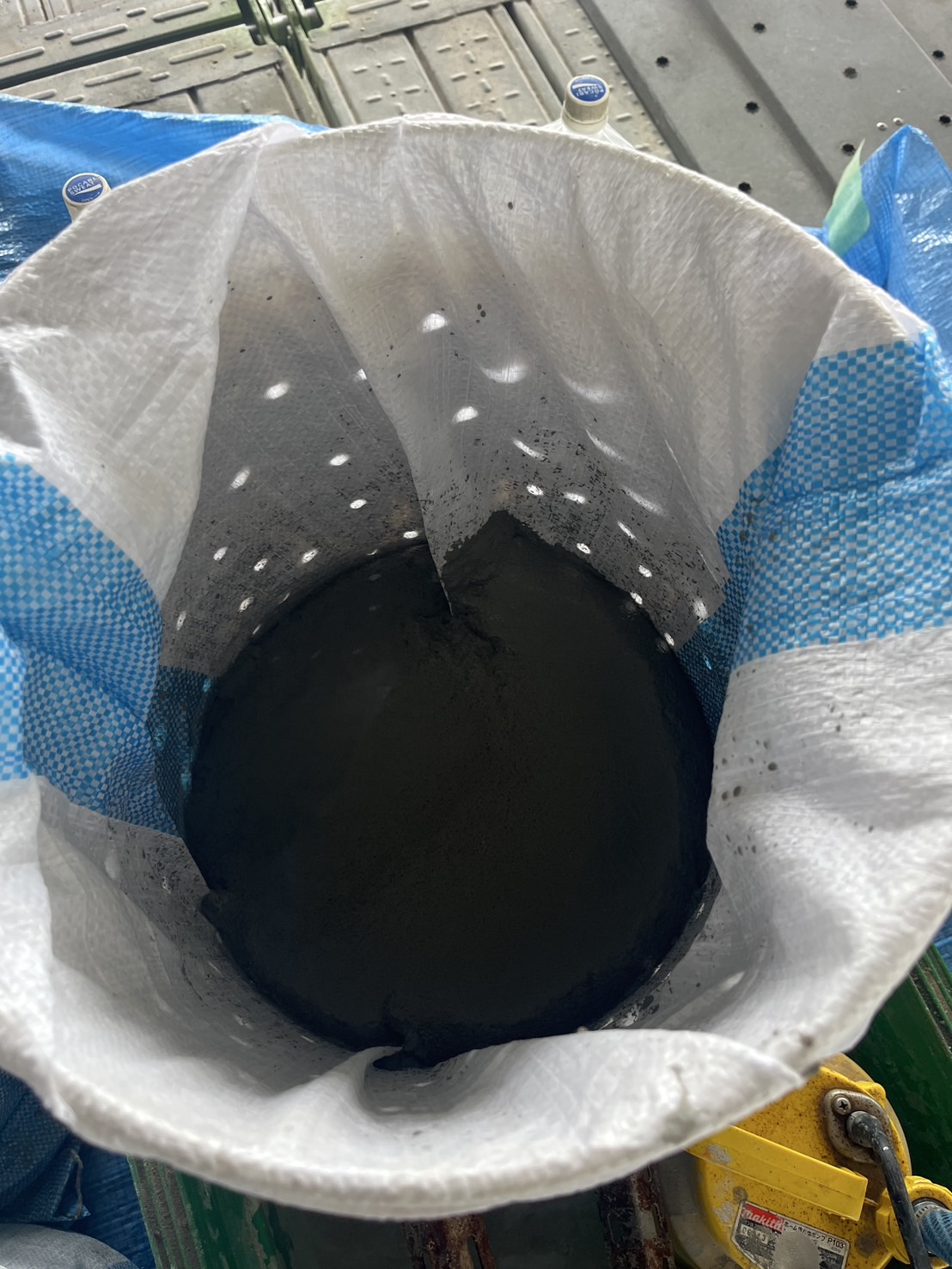 粉塵・ノロ回収装置と清掃管理