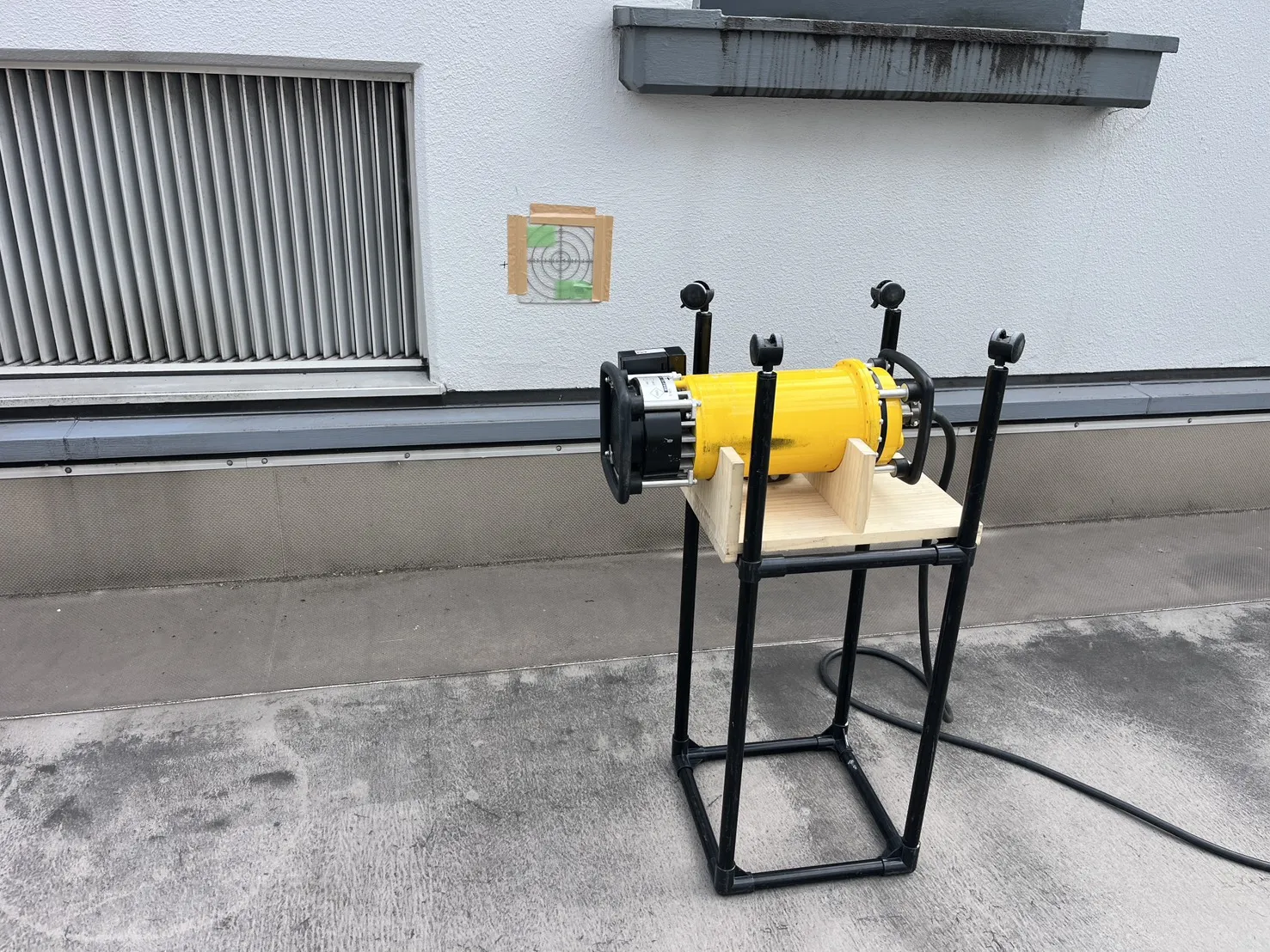 知立市の施設でのX線内部調査の様子